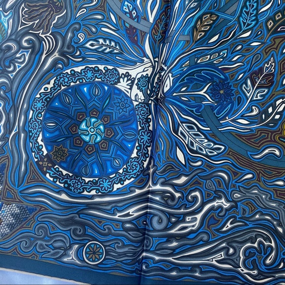 SOLD HERMÈS silk twill L’arbre Du Vent scarf - Picture 9 of 14